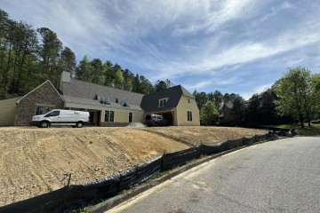 Back Fill And Final Grade On A Slab Home